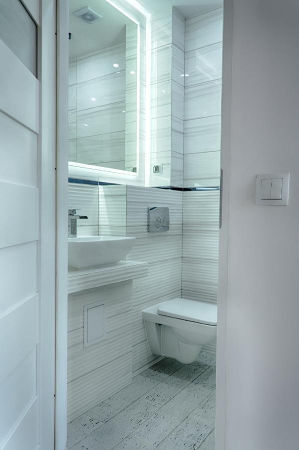 Apartament Sto Metrow Od Morza Świnoujście Extérieur photo